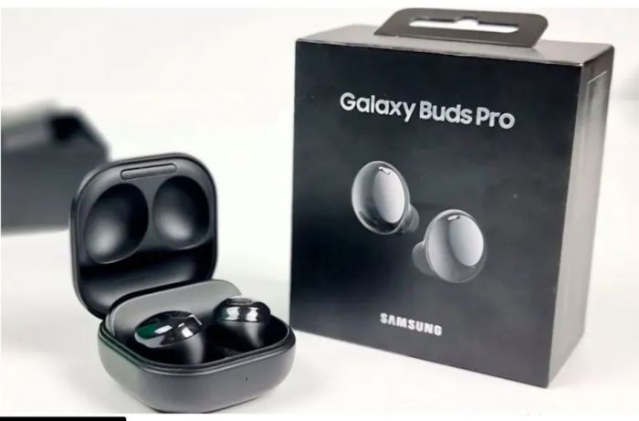 Беспроводные наушники Samsung Galaxy Buds Pro / черный