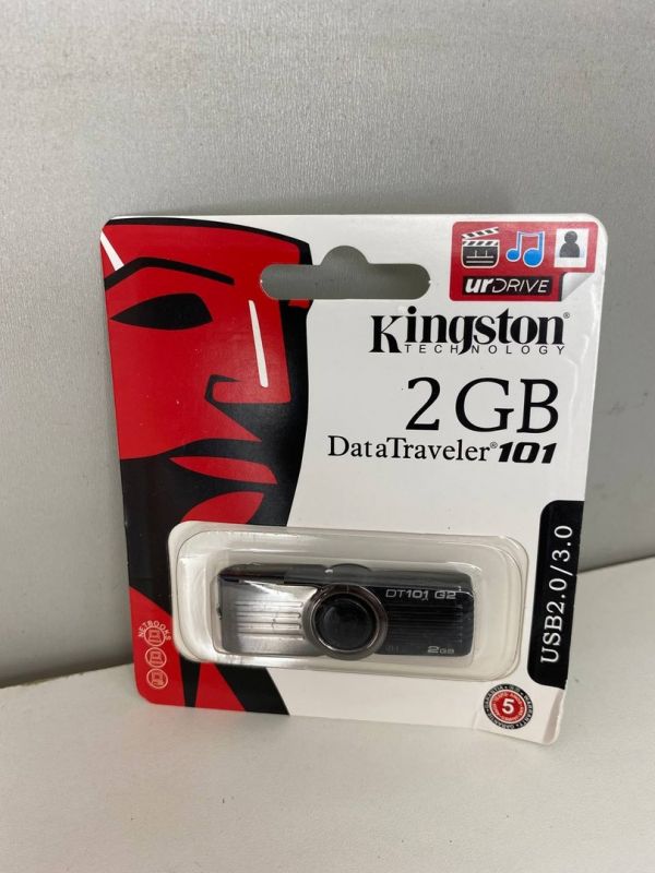 Флешка Kingston 2GB